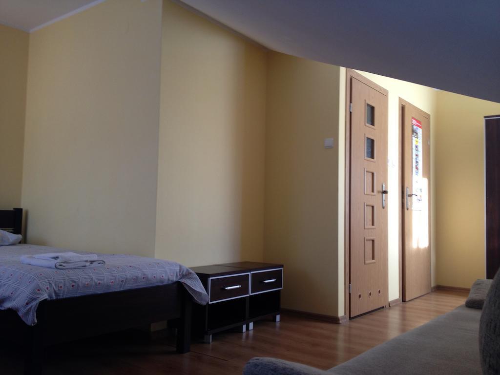 Laura Bed & Breakfast Belchatow ห้อง รูปภาพ