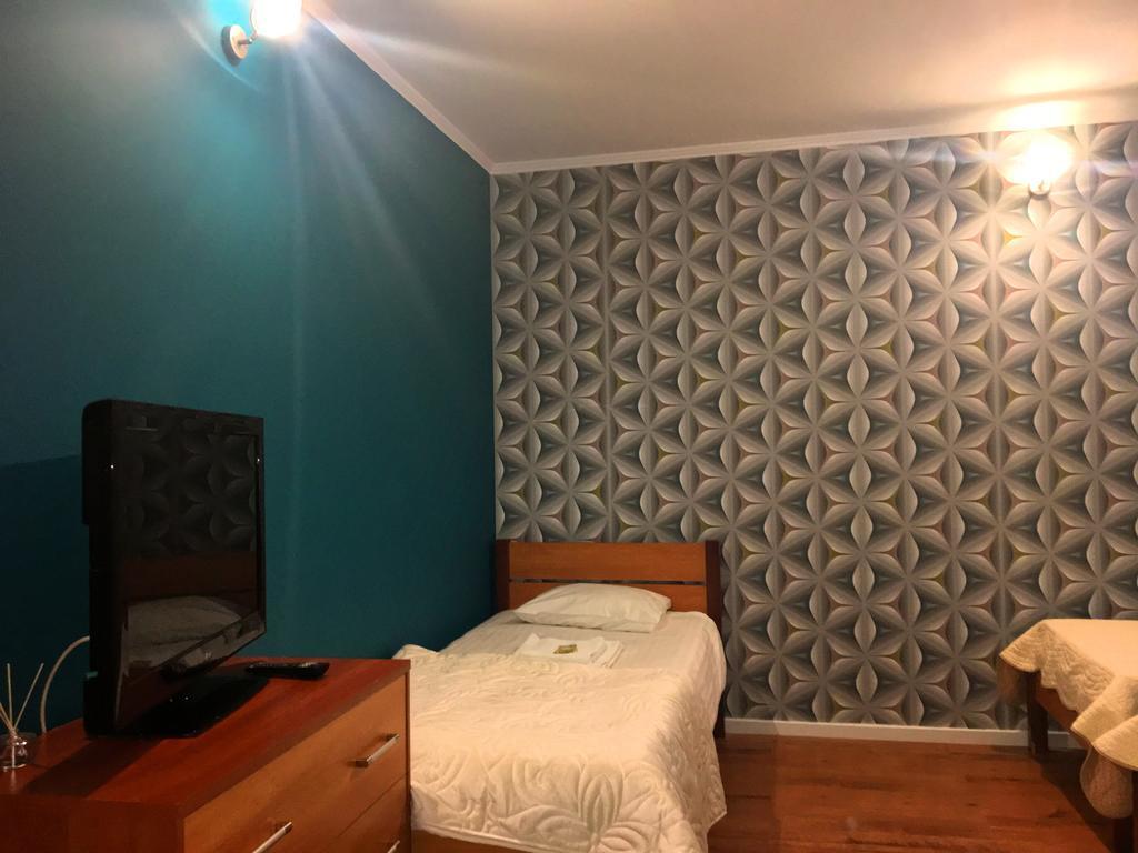 Laura Bed & Breakfast Belchatow ภายนอก รูปภาพ