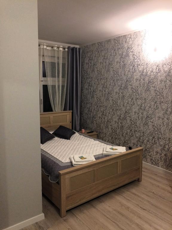 Laura Bed & Breakfast Belchatow ภายนอก รูปภาพ